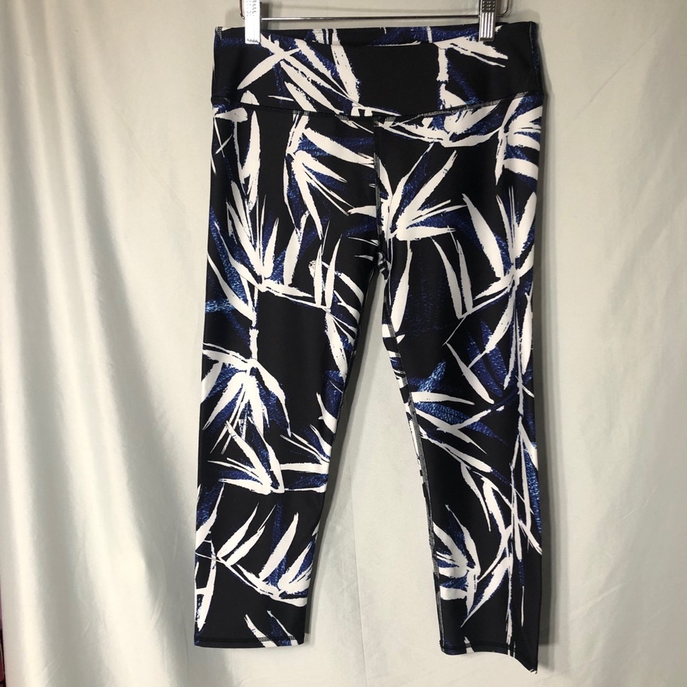 Palm Leaf Workout Capris
